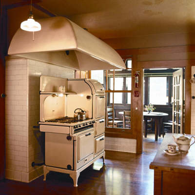 The Gamble House Cookbook: One Hundred Years of Gracious Living